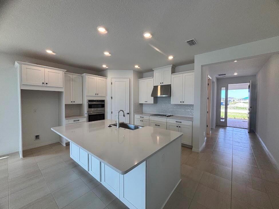 Central Park - Residential Lease