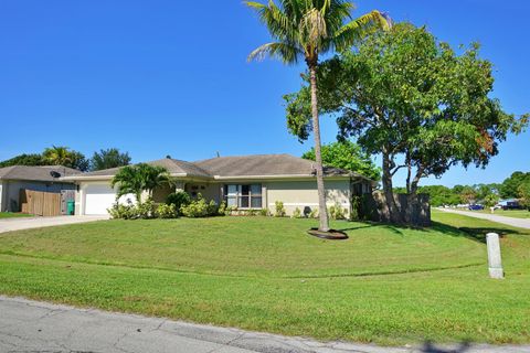 A home in Port St Lucie