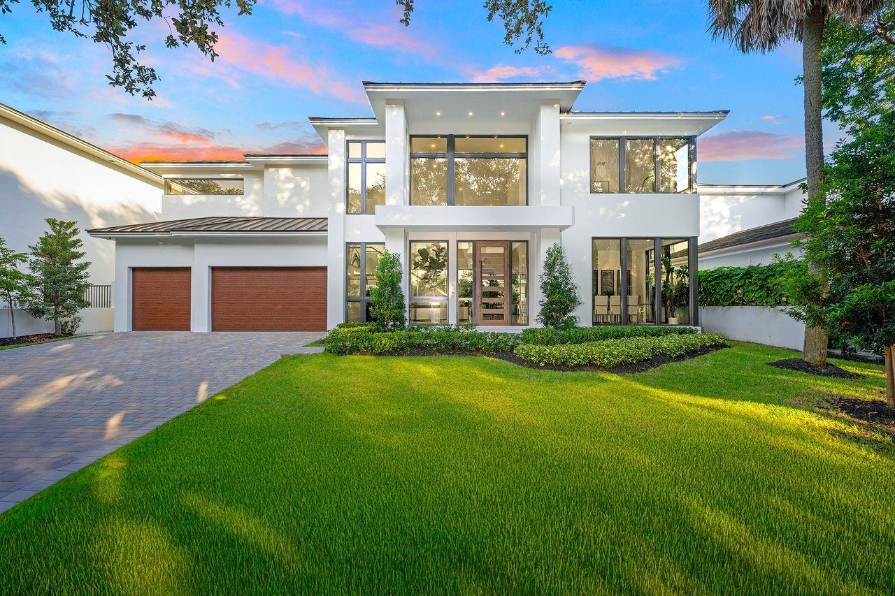 1544 Ponce De Leon Dr