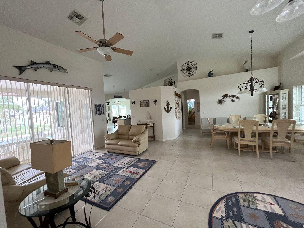 PORT ST LUCIE SECTION 44 - Residential