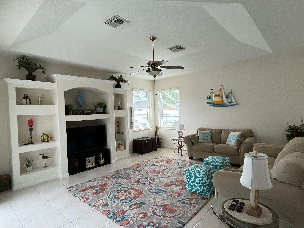 PORT ST LUCIE SECTION 44 - Residential