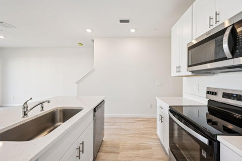 Tiny photo for 632 Salisbury Circle, Fort Pierce, FL 34982 (MLS # B26036826)