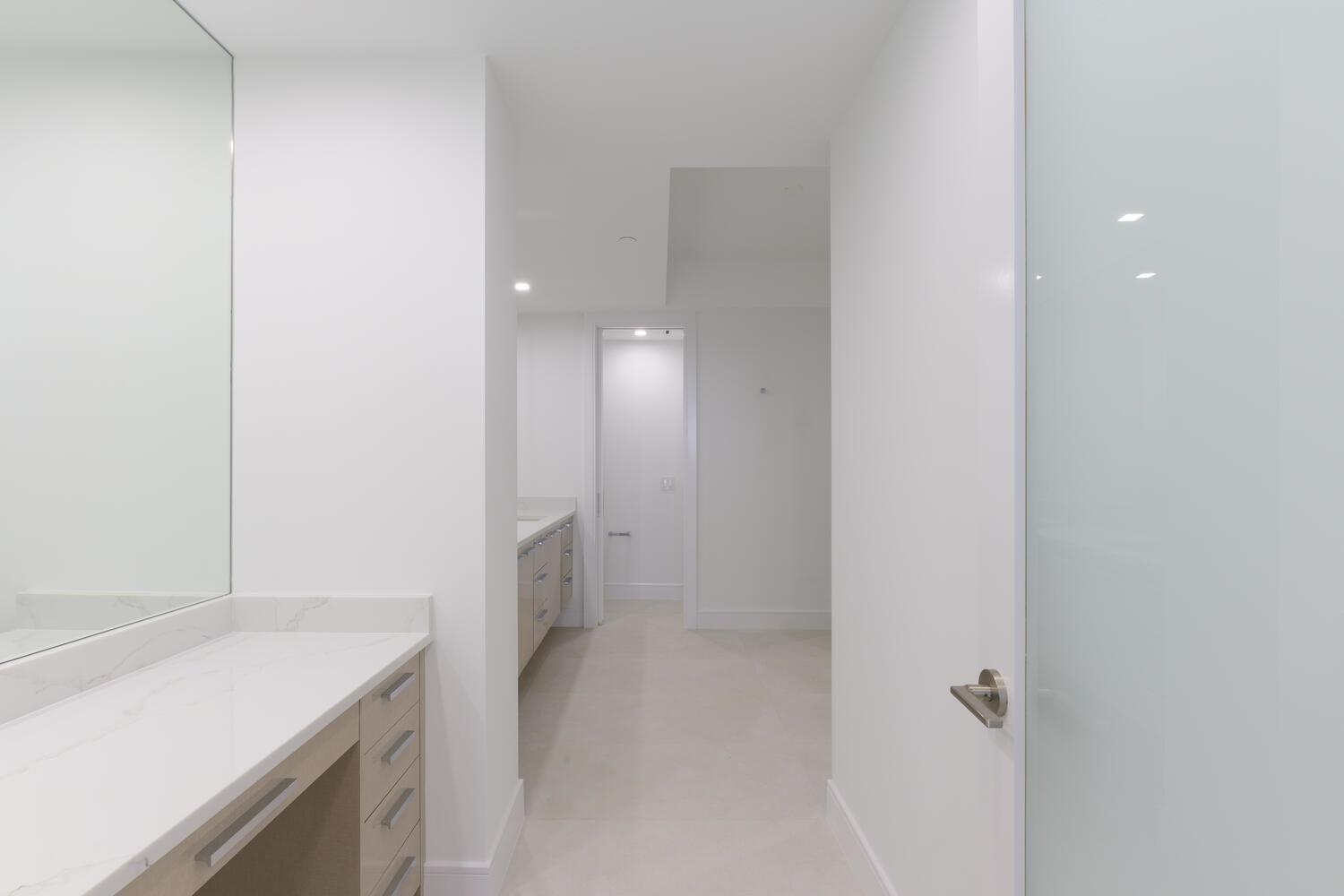 PLAZA OF THE PALM BEACHES - Residential