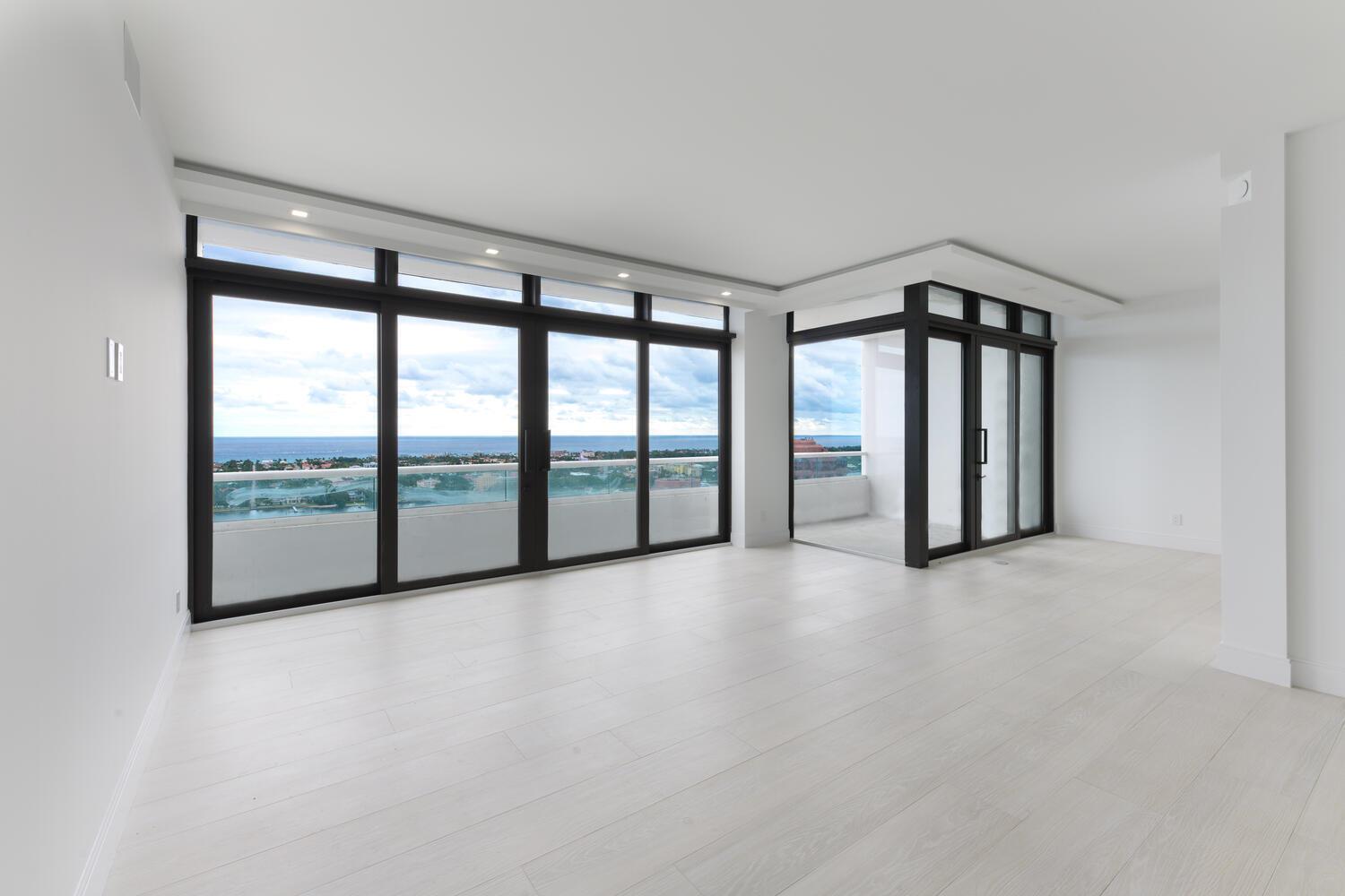 PLAZA OF THE PALM BEACHES - Residential