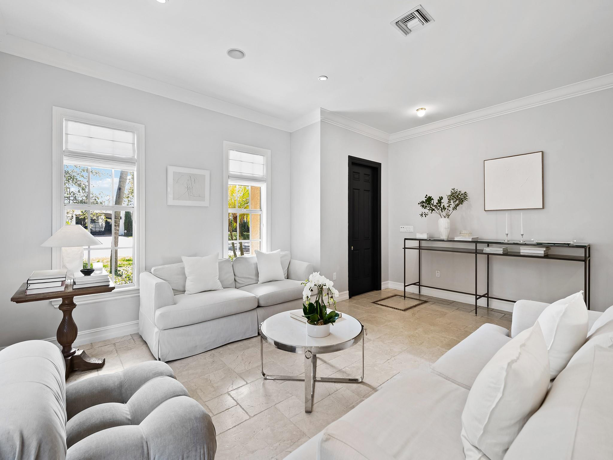 RIO VISTA C J HECTORS RES - Residential