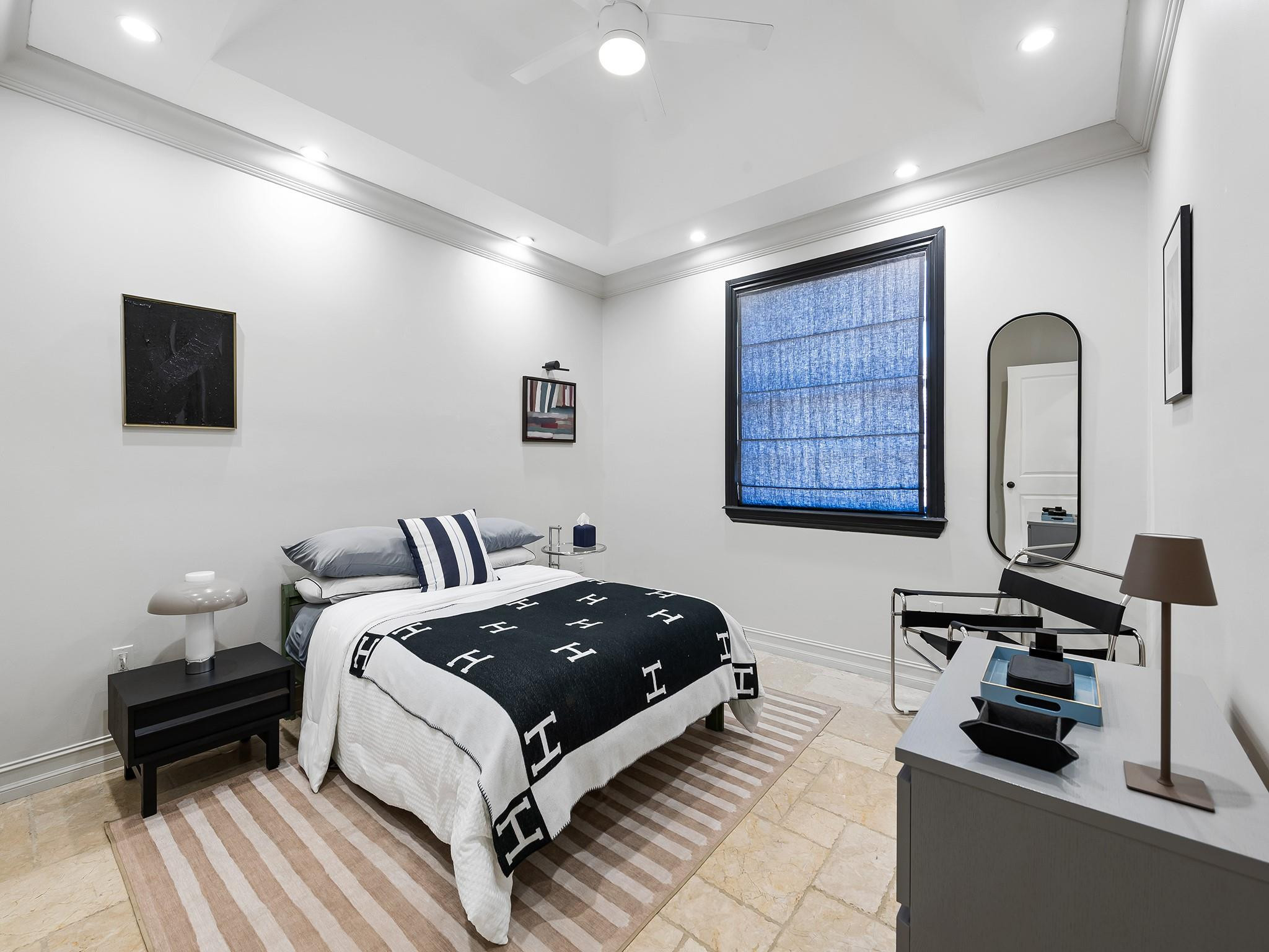 RIO VISTA C J HECTORS RES - Residential