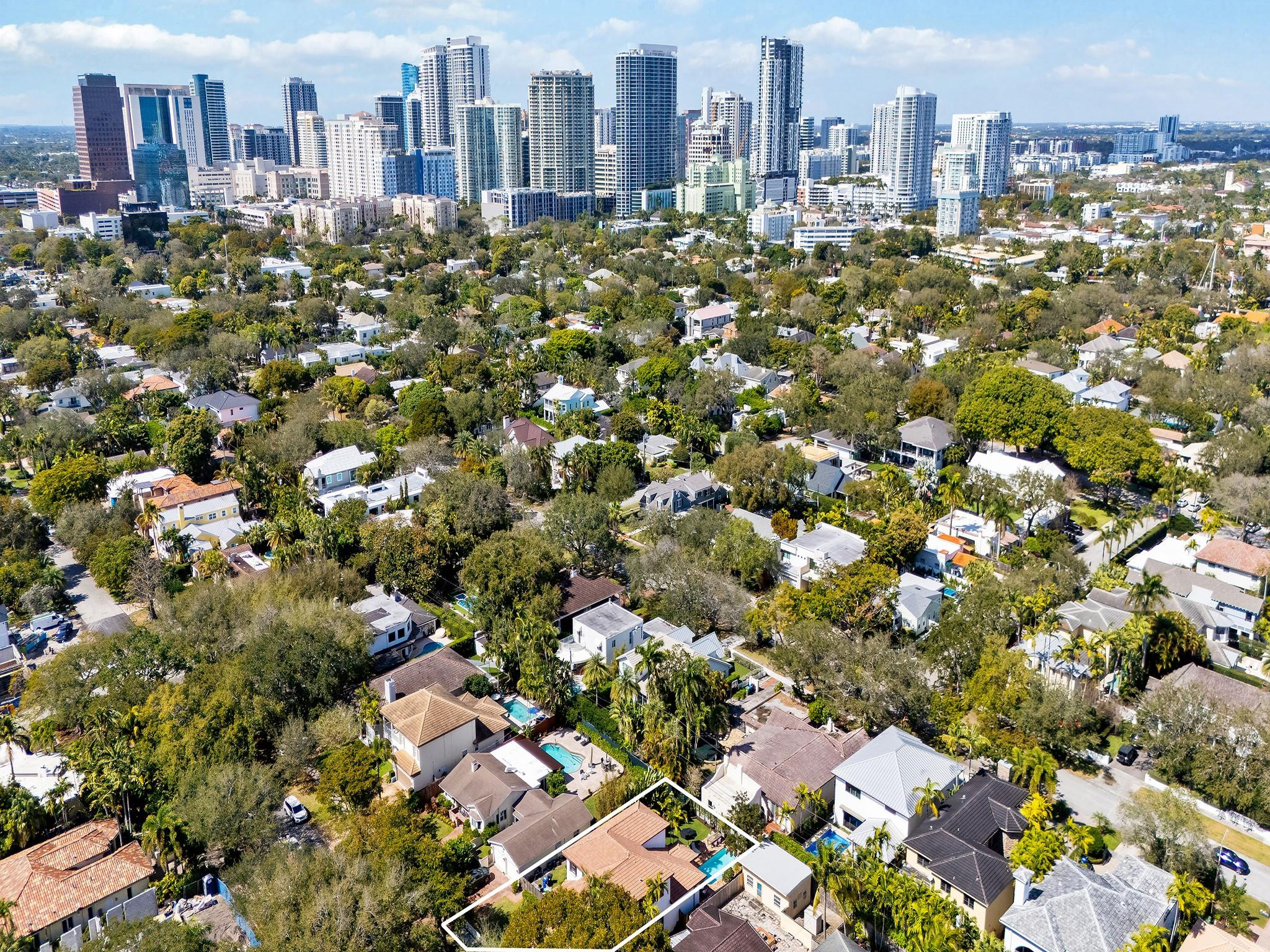 RIO VISTA C J HECTORS RES - Residential