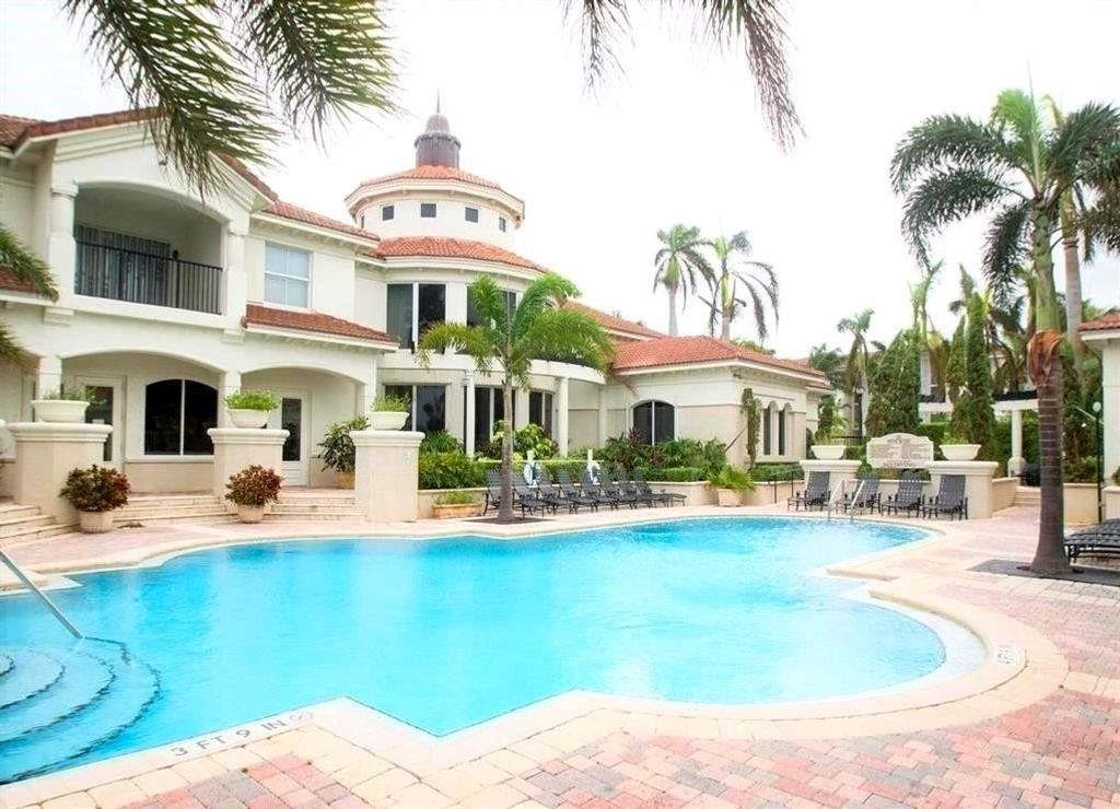 Photo of 4102 Tuscany Way #4102, Boynton Beach, FL 33435 (MLS # F10551490)