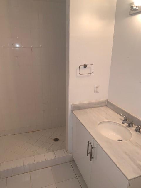 NEW WAVE CONDO - Residential