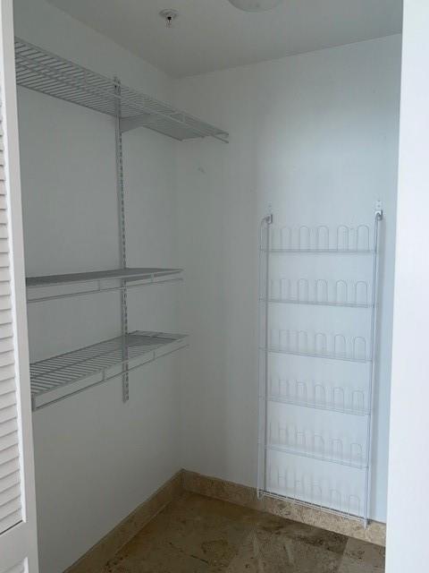 NEW WAVE CONDO - Residential