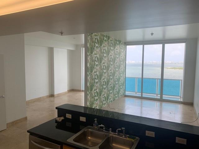 NEW WAVE CONDO - Residential