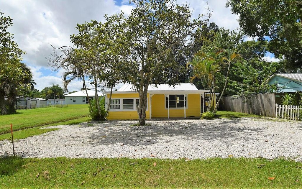 Photo of 976 SW 34th Terrace, Palm City, FL 34990 (MLS # R11161499)