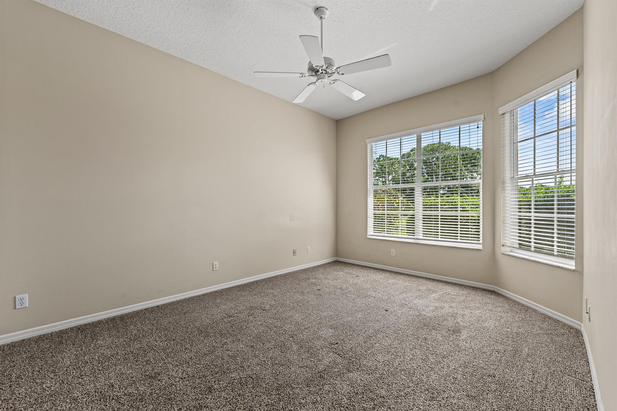 FAIRWAY ISLE PARCEL 8 BLK - Residential