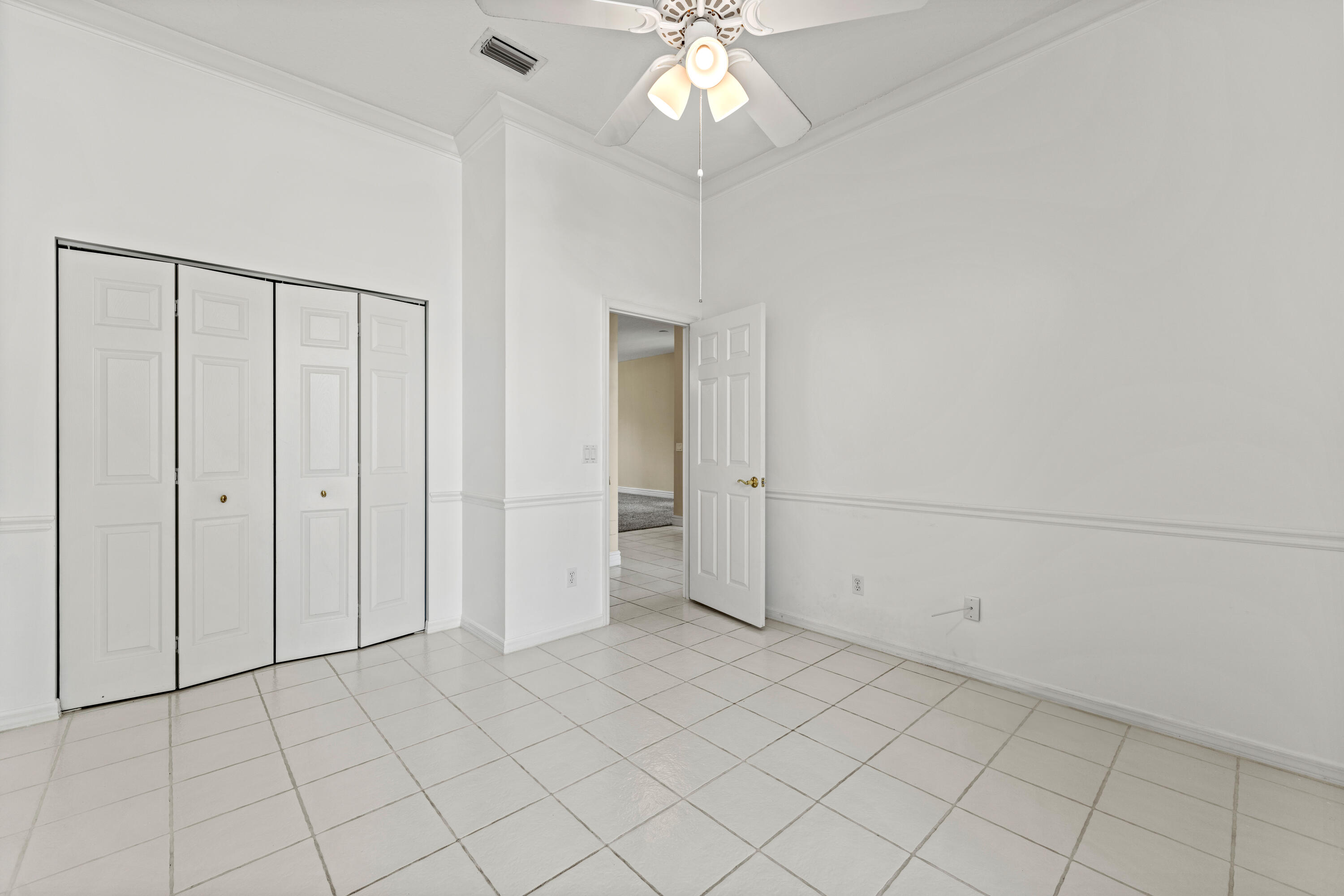 FAIRWAY ISLE PARCEL 8 BLK 15 - Residential