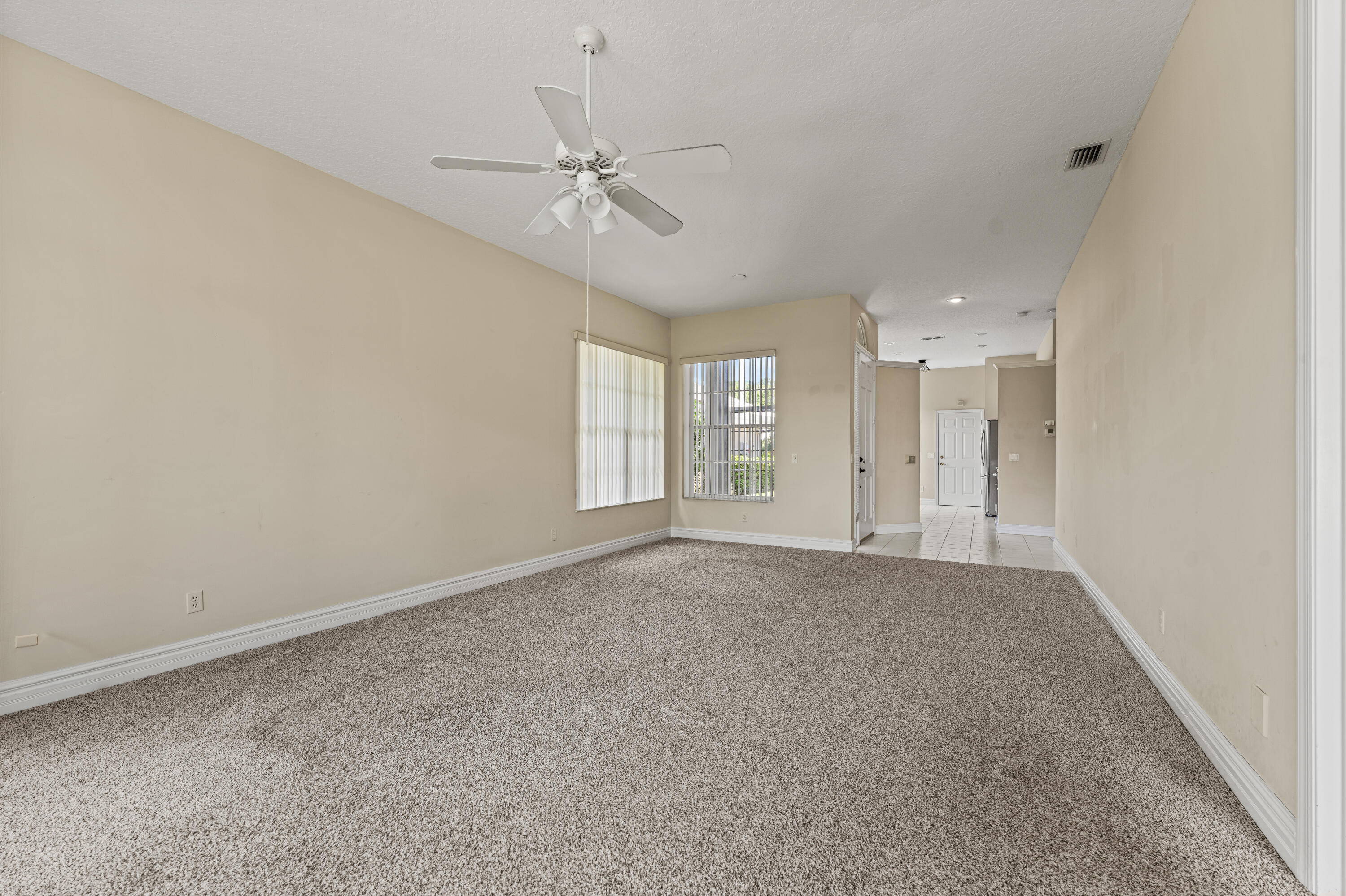 FAIRWAY ISLE PARCEL 8 BLK 15 - Residential