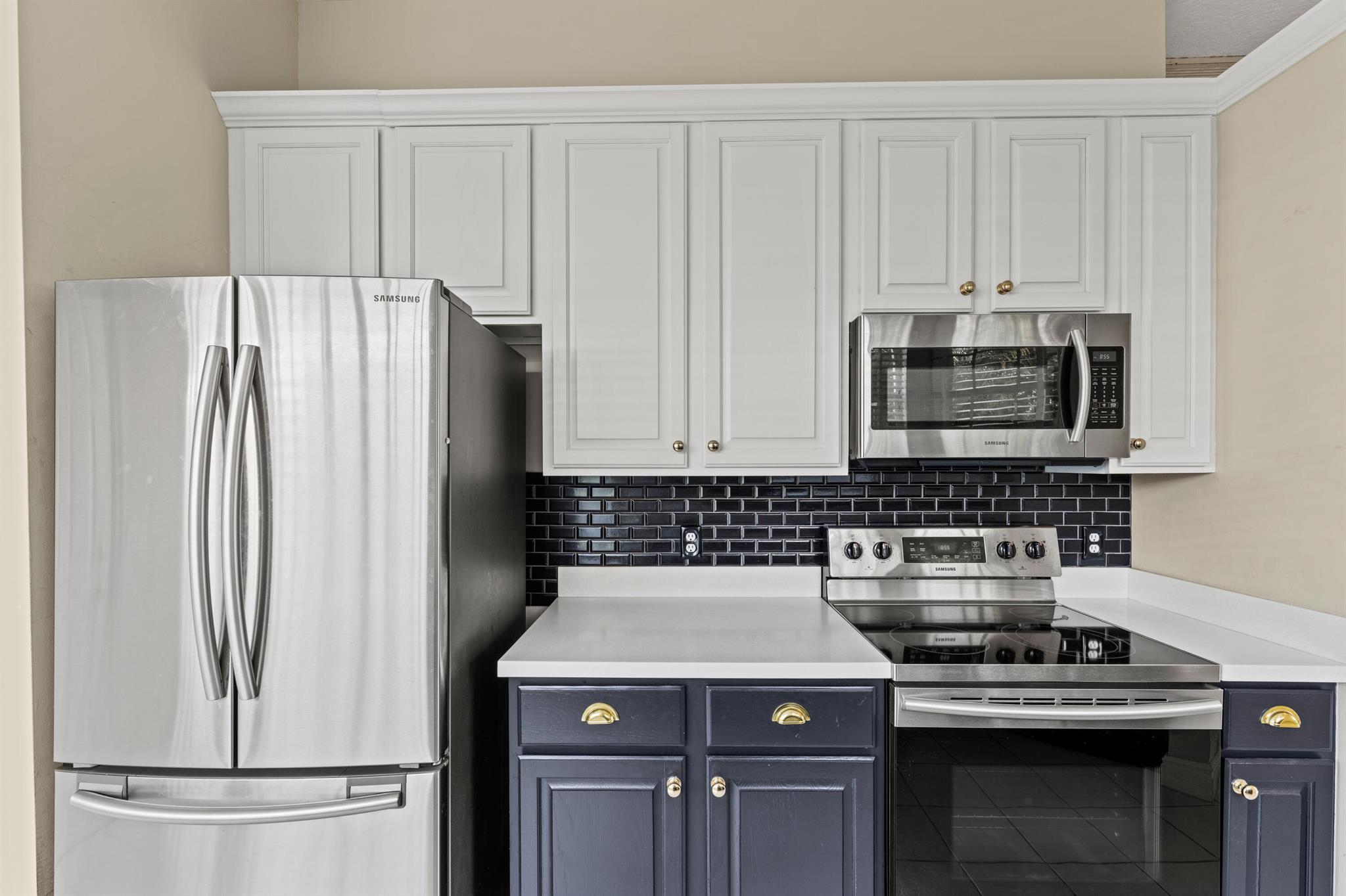 FAIRWAY ISLE PARCEL 8 BLK - Residential