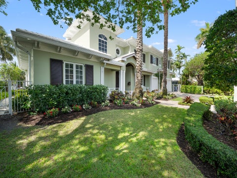 Tiny photo for 2856 NE 25th Street, Fort Lauderdale, FL 33305 (MLS # B26088096)