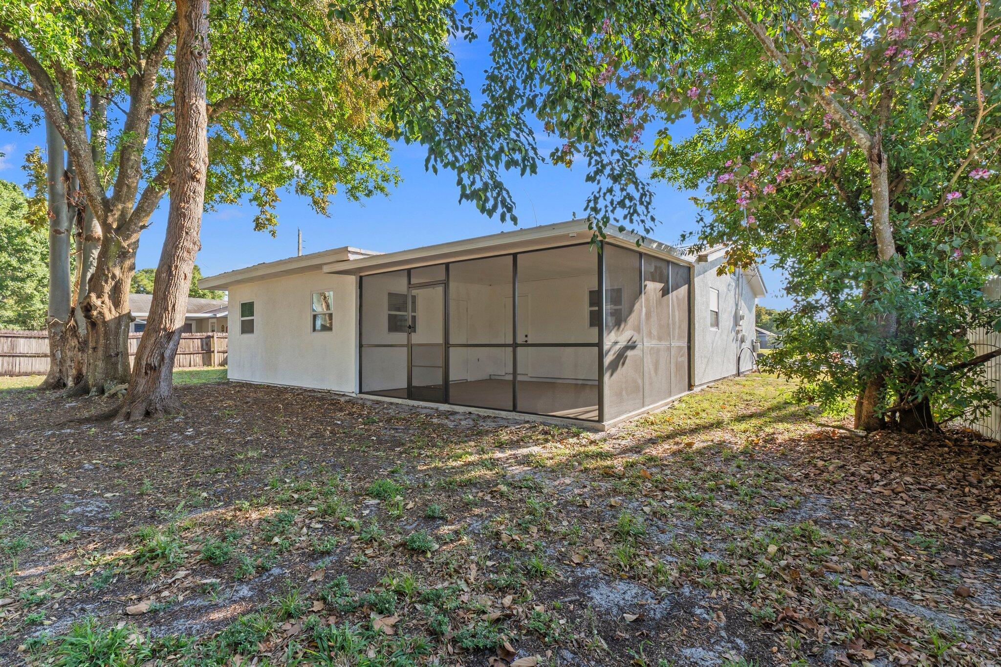 PORT ST LUCIE SECTION 15 - Residential