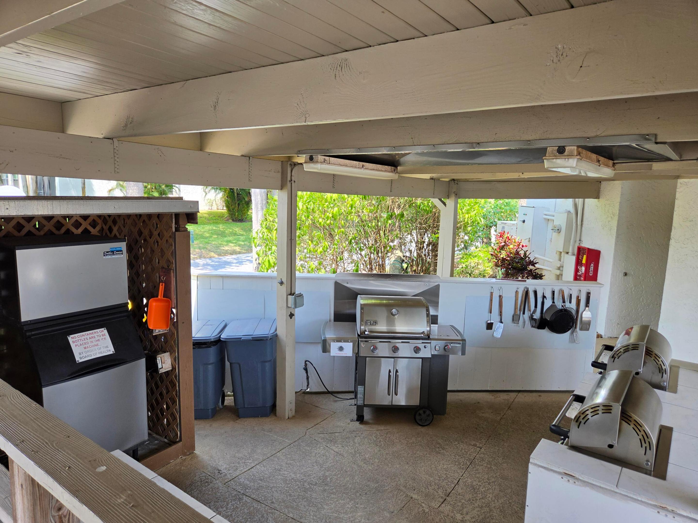 CIRCLE BAY YACHT CLUB CONDO - Residential