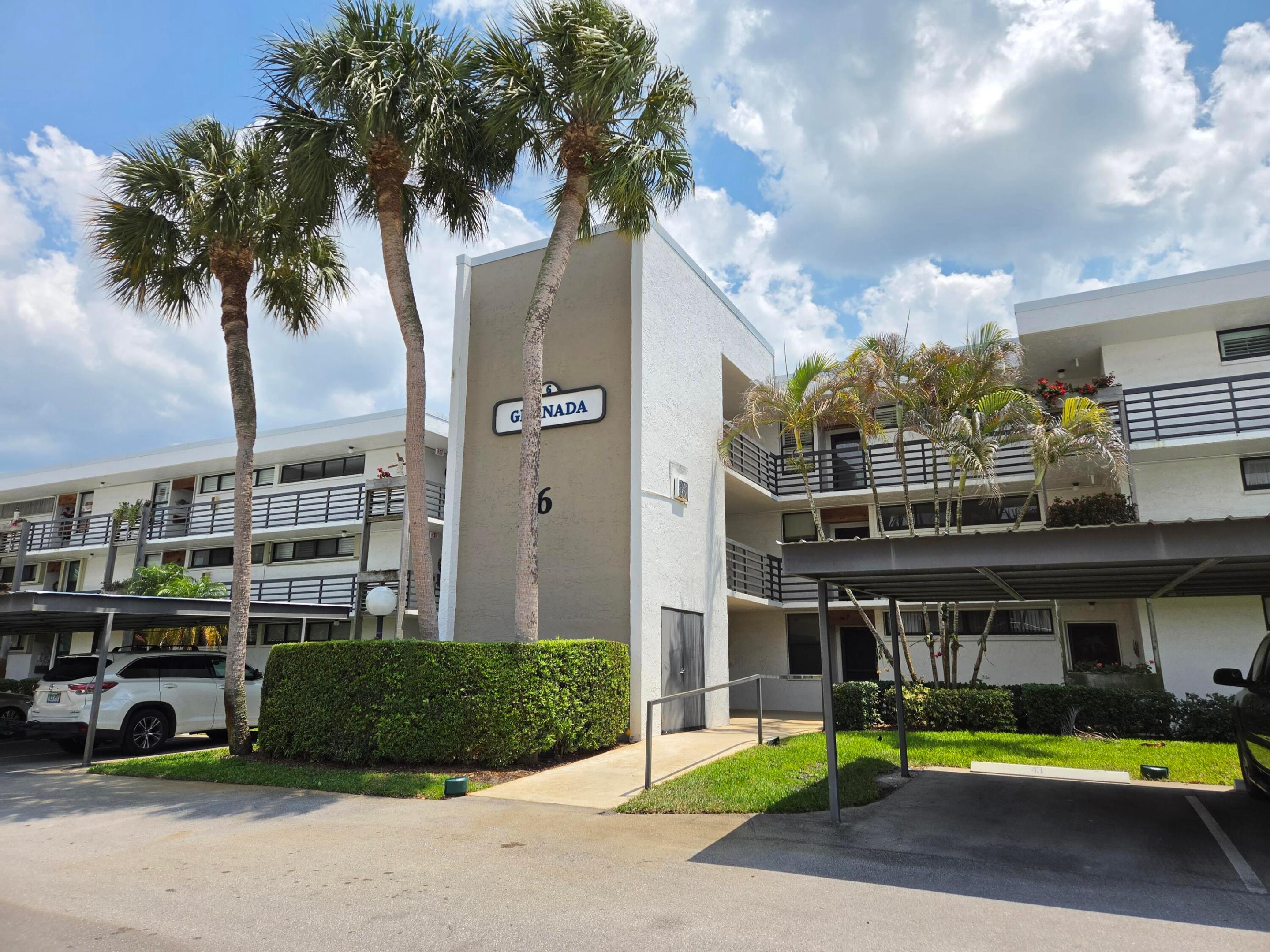 CIRCLE BAY YACHT CLUB CONDO - Residential