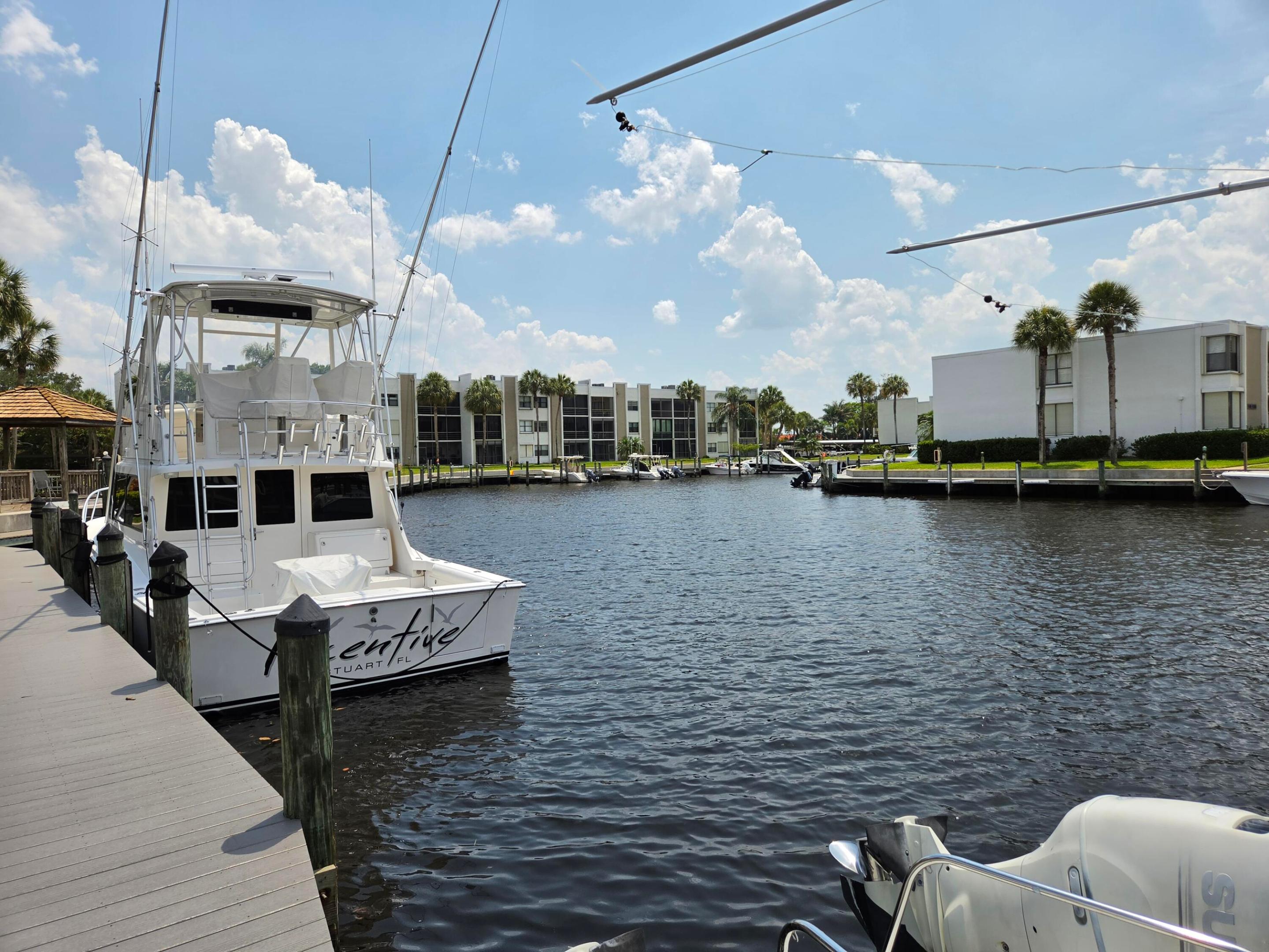 CIRCLE BAY YACHT CLUB CONDO - Residential