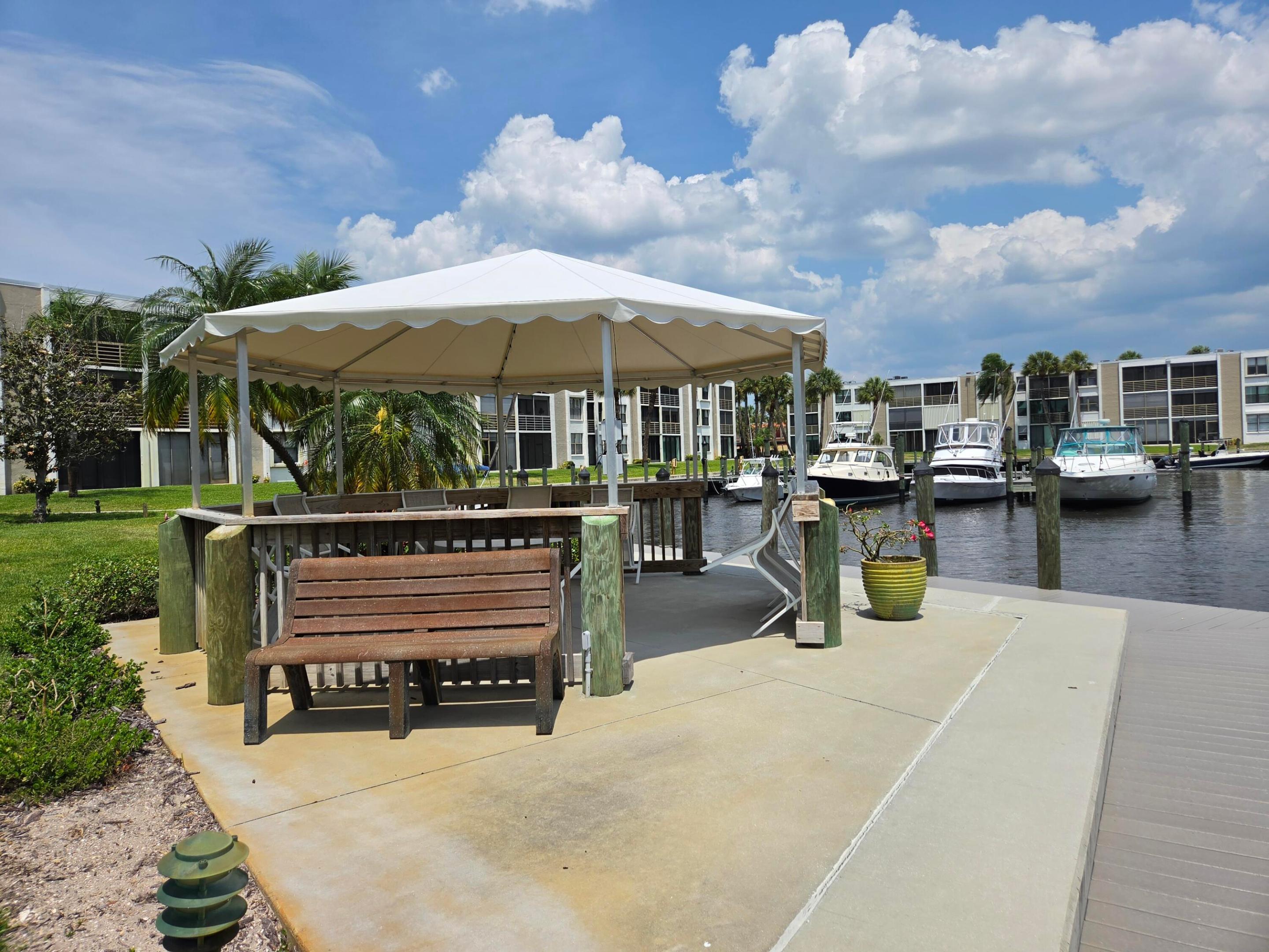 CIRCLE BAY YACHT CLUB CONDO - Residential