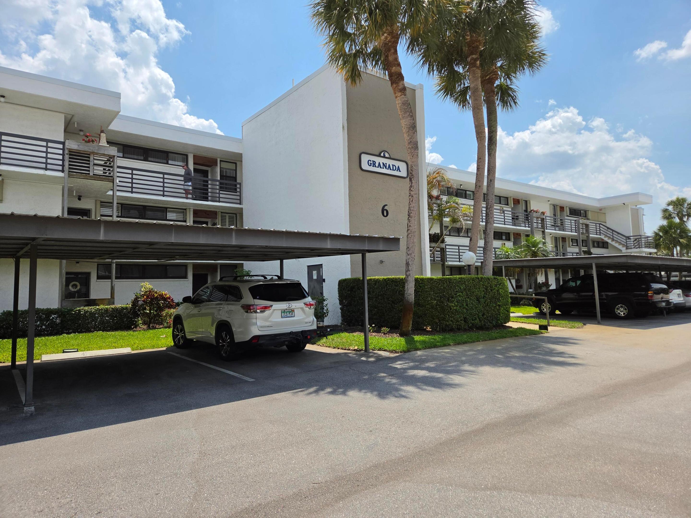 CIRCLE BAY YACHT CLUB CONDO - Residential