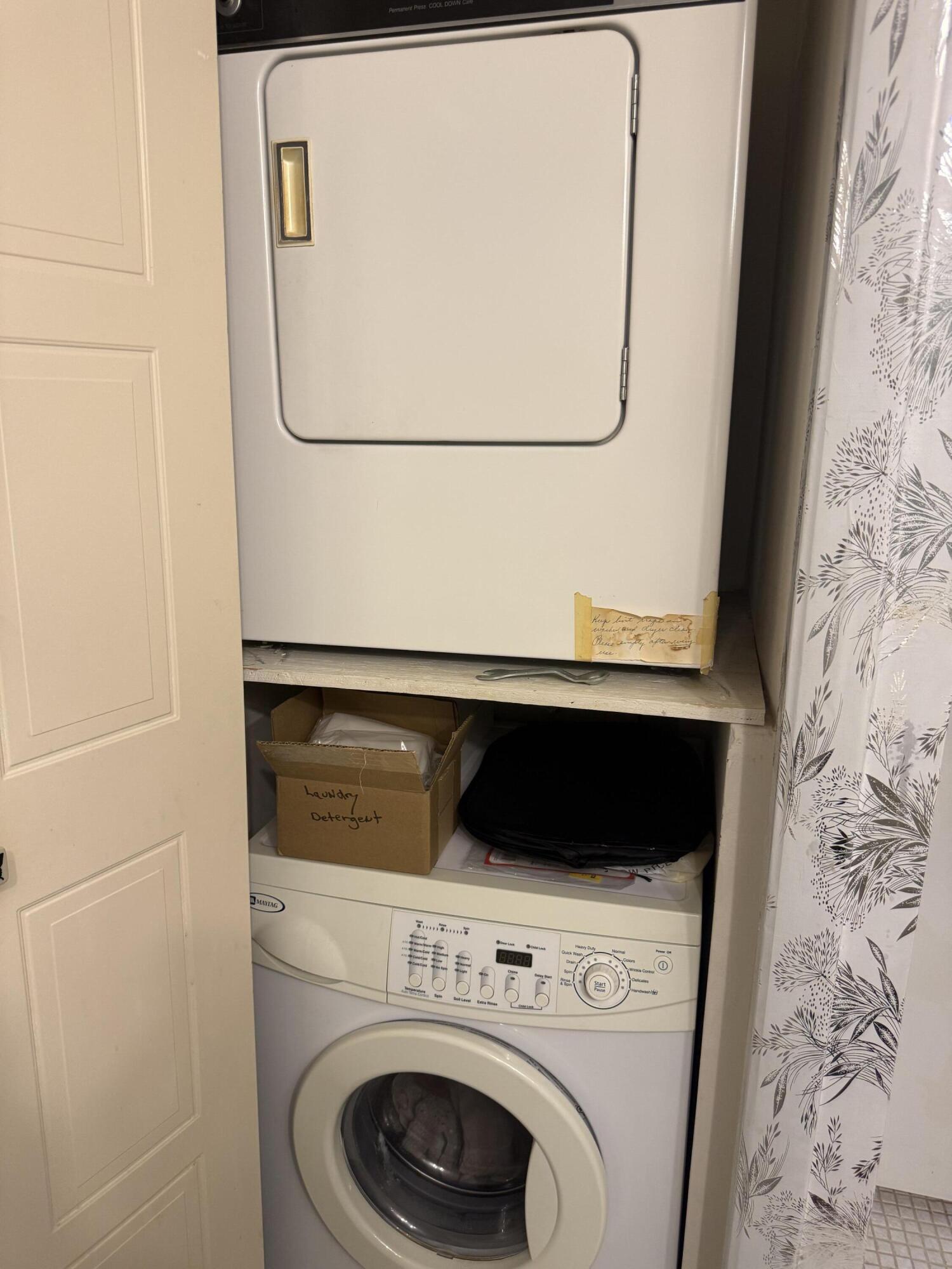 RACQUET CLUB APTS AT BONAVENTURE - Residential