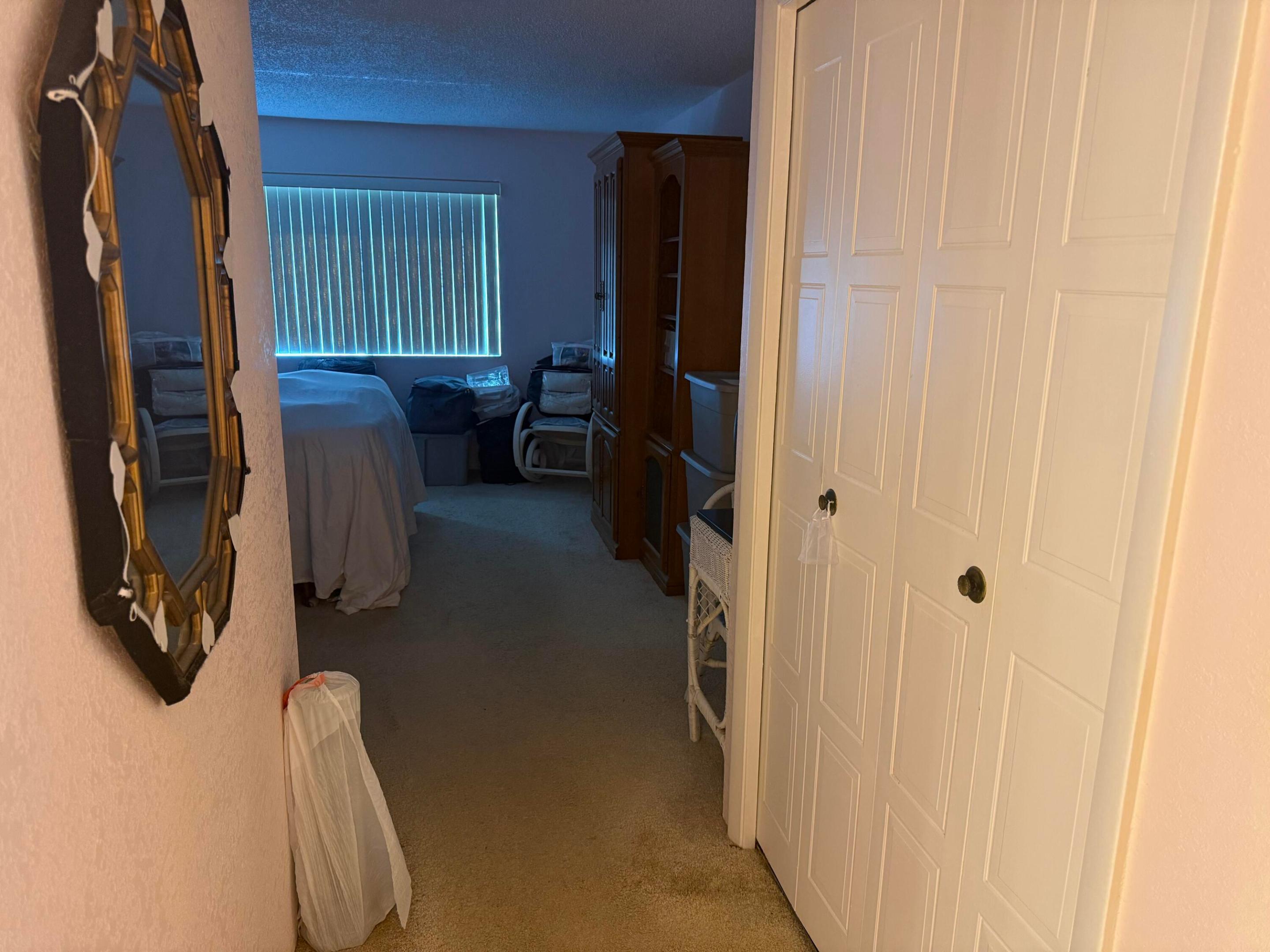 RACQUET CLUB APTS AT BONAVENTURE - Residential