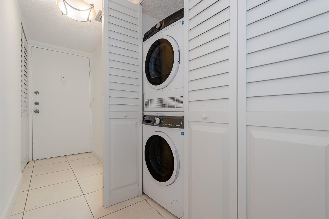 THE GARDENS OF SABAL PALM - Residential