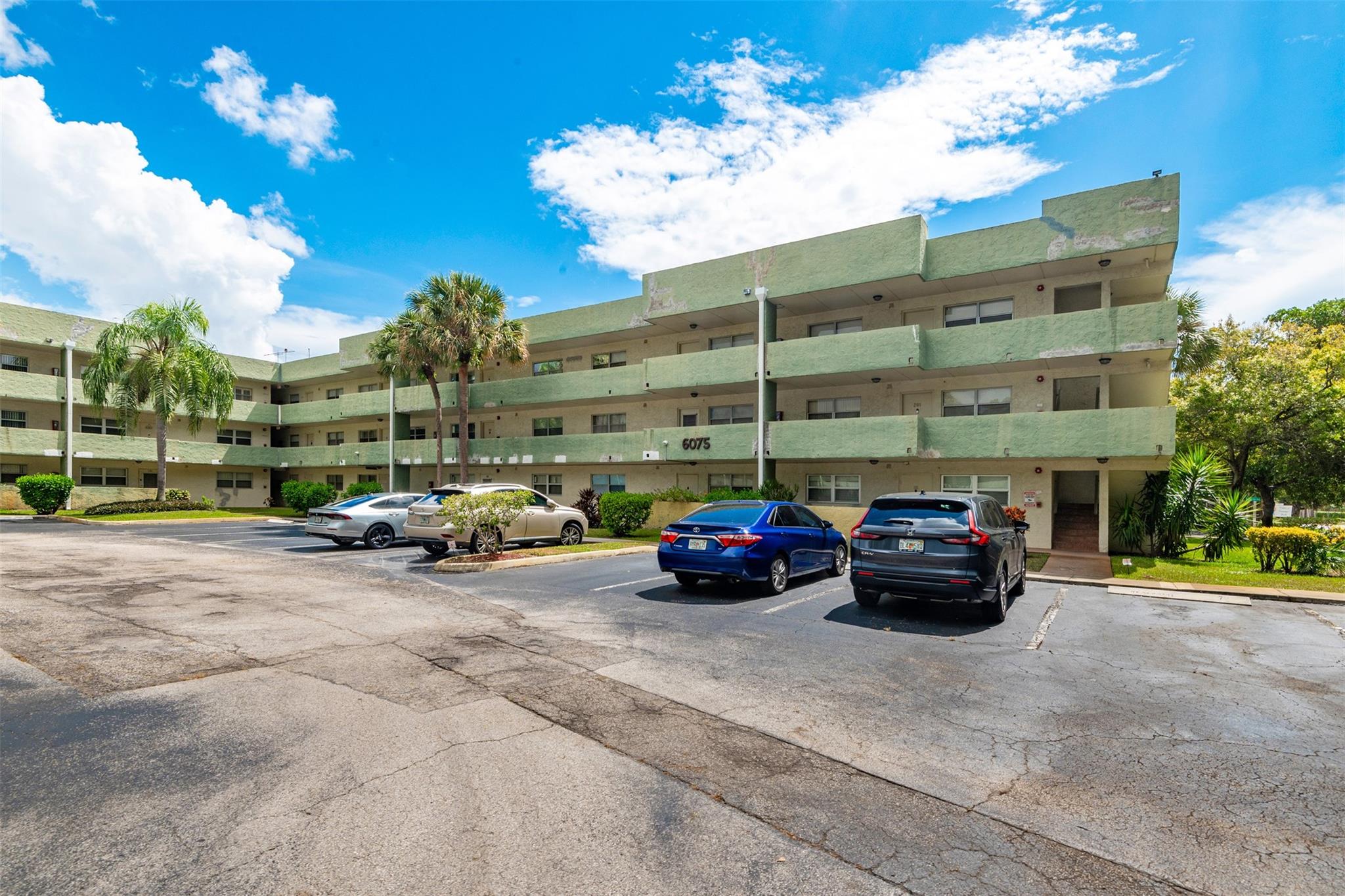 THE GARDENS OF SABAL PALM - Residential