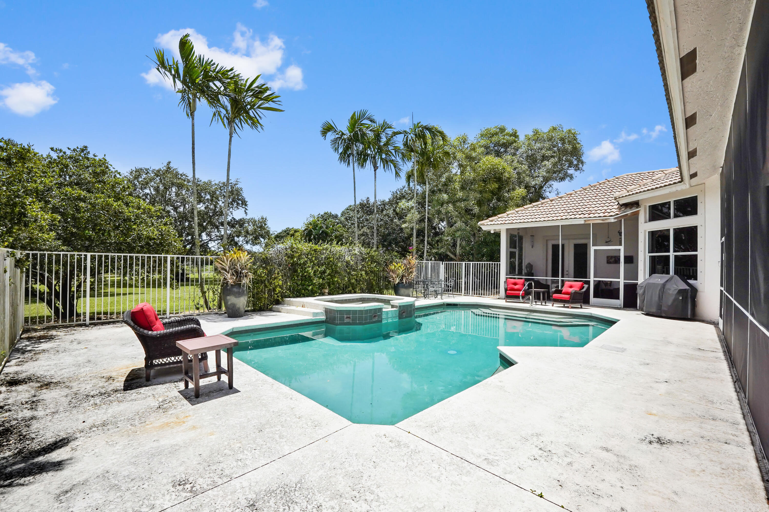 2815 Greenbriar Boulevard