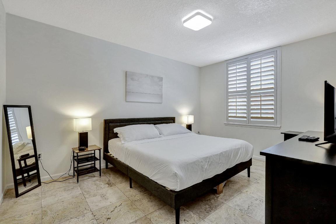 Garden Residences at CityPlace - Residential Lease