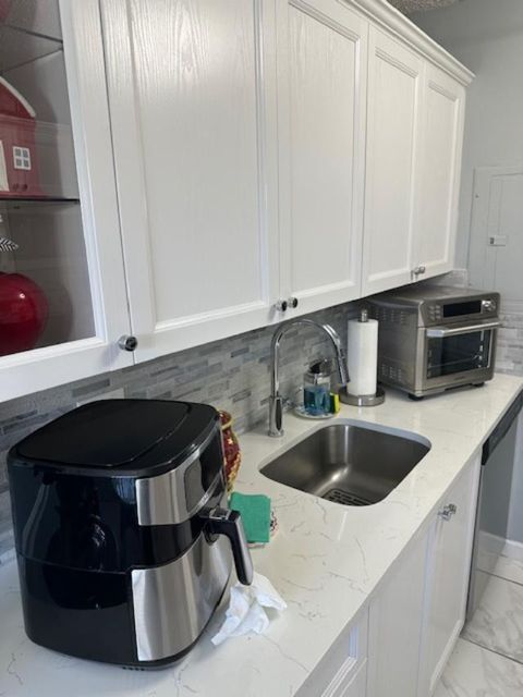 Tiny photo for 6768 N 10th Ave Avenue N #210, Lake Worth, FL 33467 (MLS # B26009756)