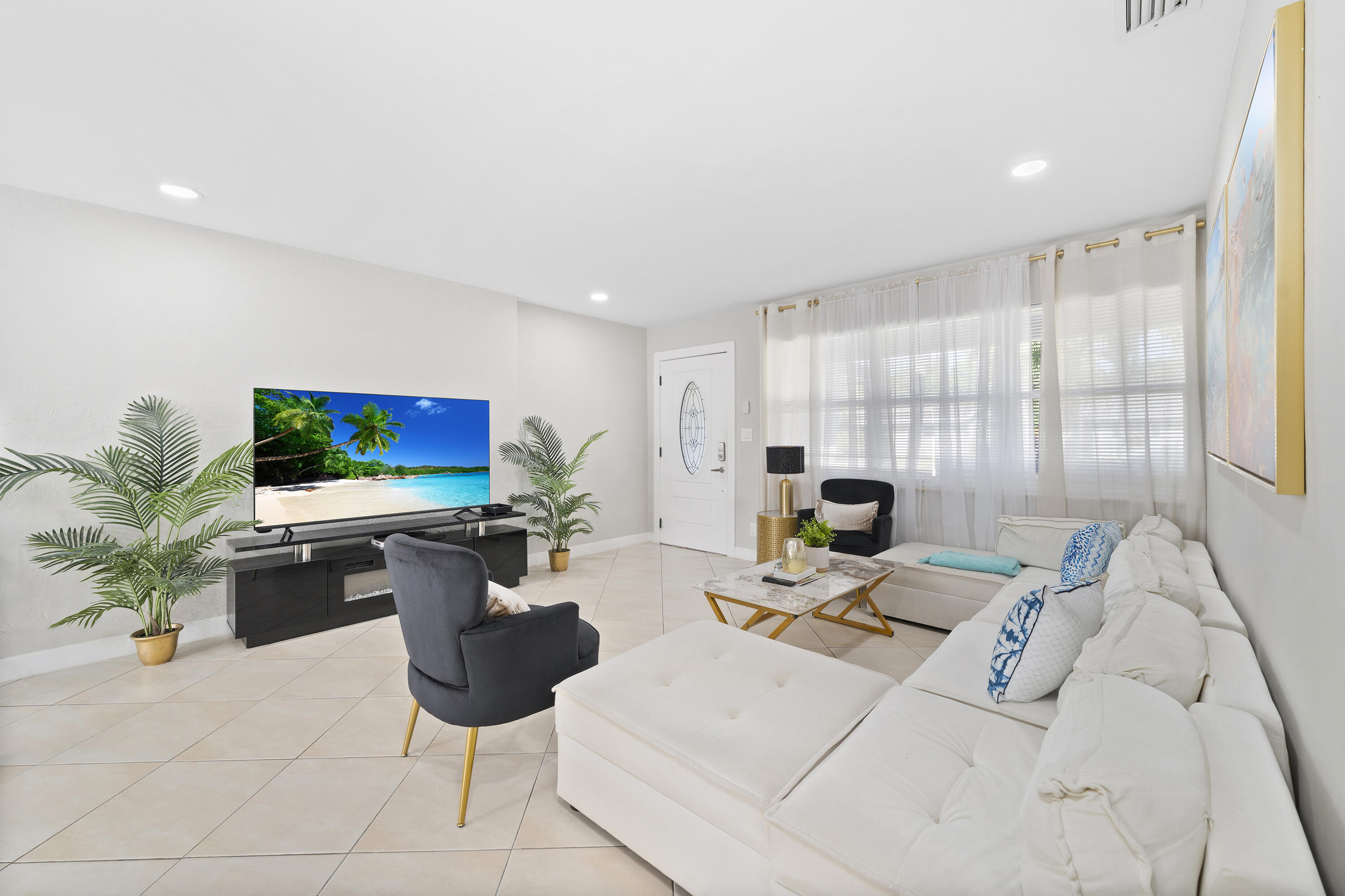 VARSITY HEIGHTS - Residential Lease