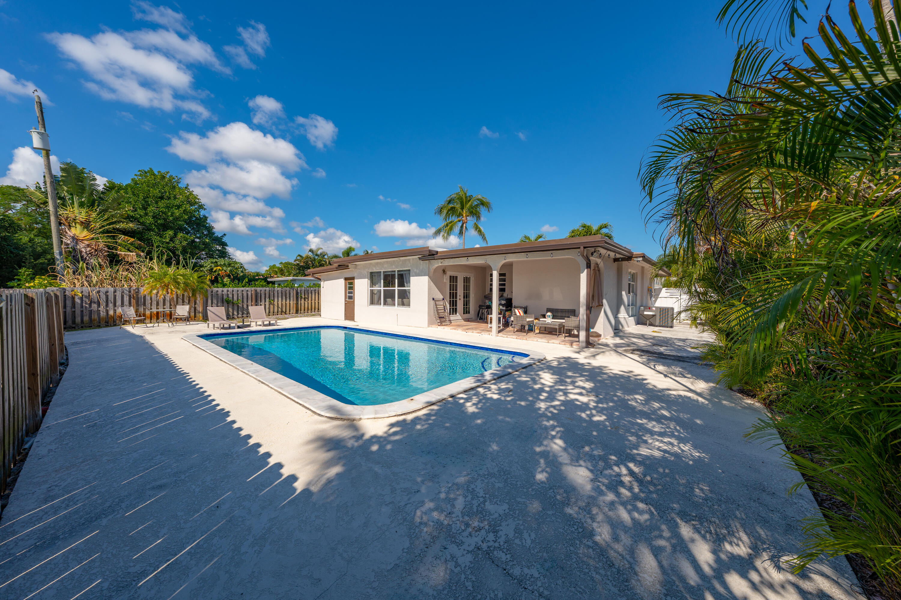 VARSITY HEIGHTS - Residential Lease