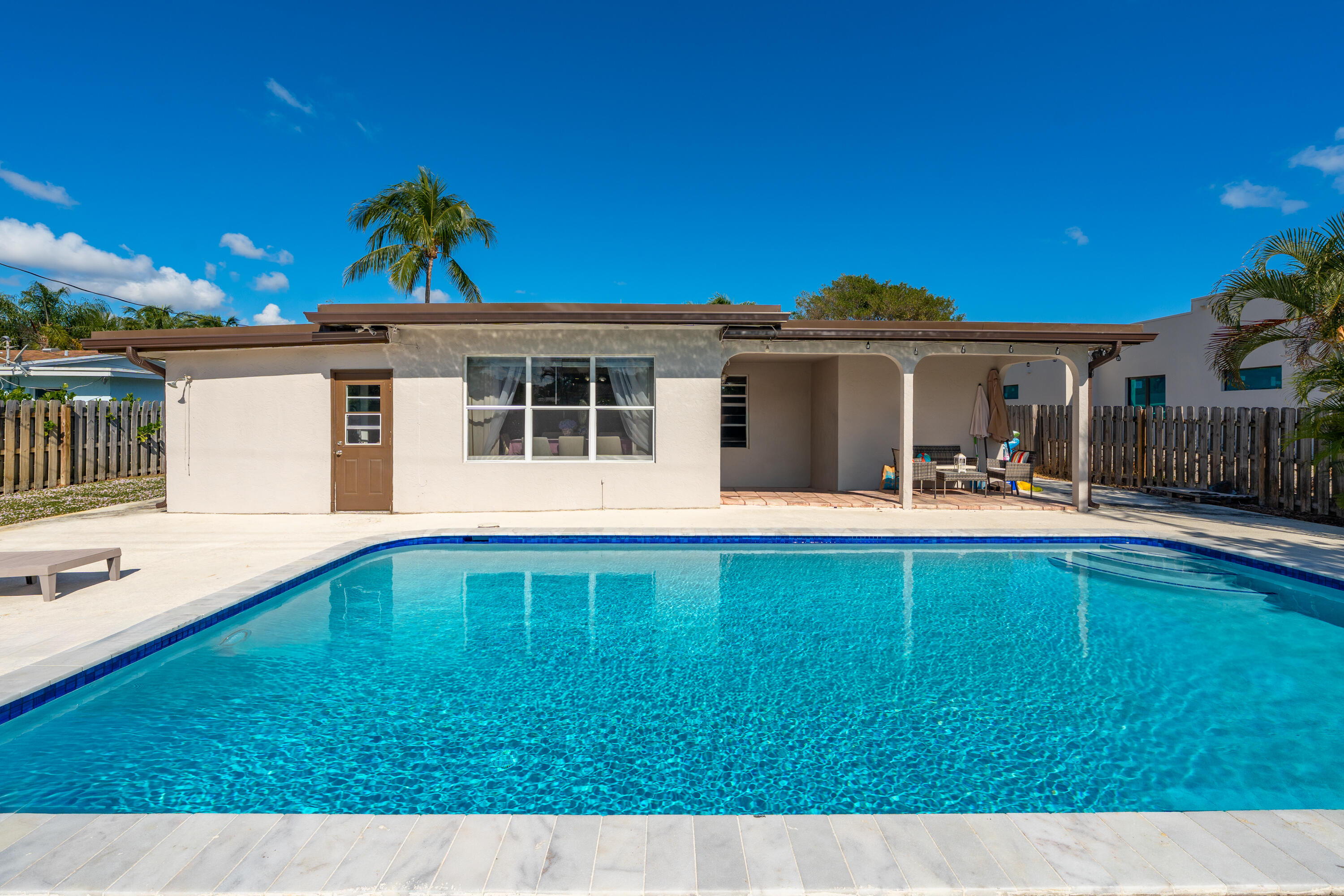 VARSITY HEIGHTS - Residential Lease