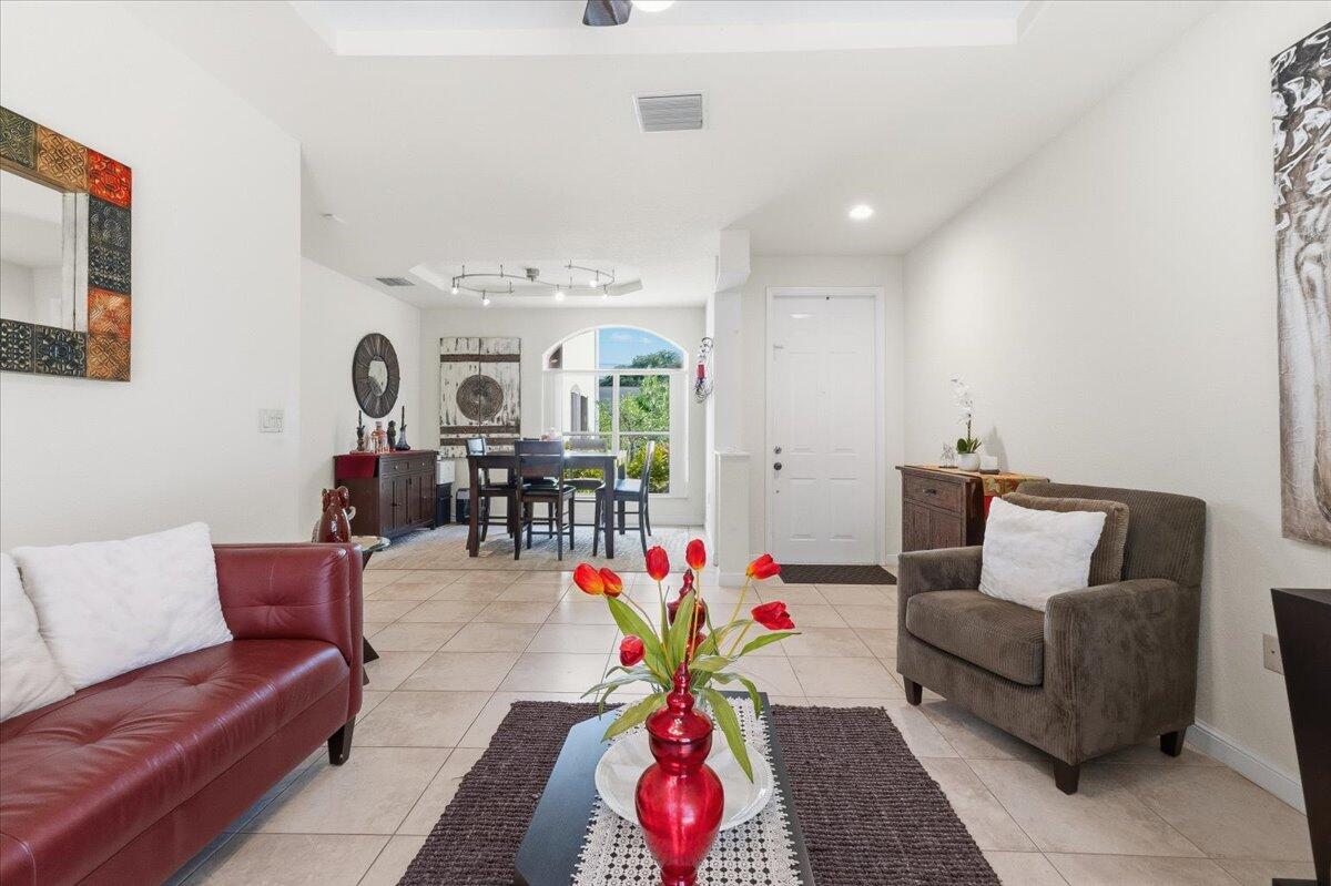 FLA FRUIT LANDS CO SUB NO 1 - Residential