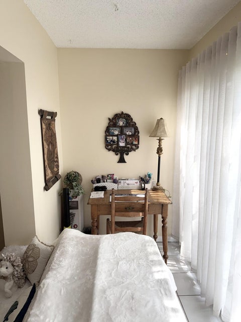 Tiny photo for 1030 Silk Oak Terrace #101, Delray Beach, FL 33445 (MLS # B26023534)