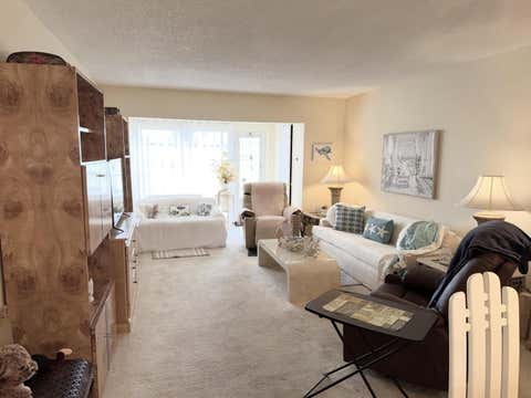Tiny photo for 1030 Silk Oak Terrace #101, Delray Beach, FL 33445 (MLS # B26023534)