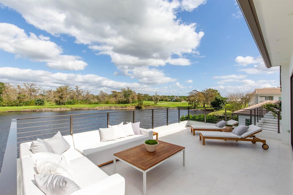 BLUE CYPRESS REPL AT PALM BEACH POLO & COUNTRY CLU - Residential