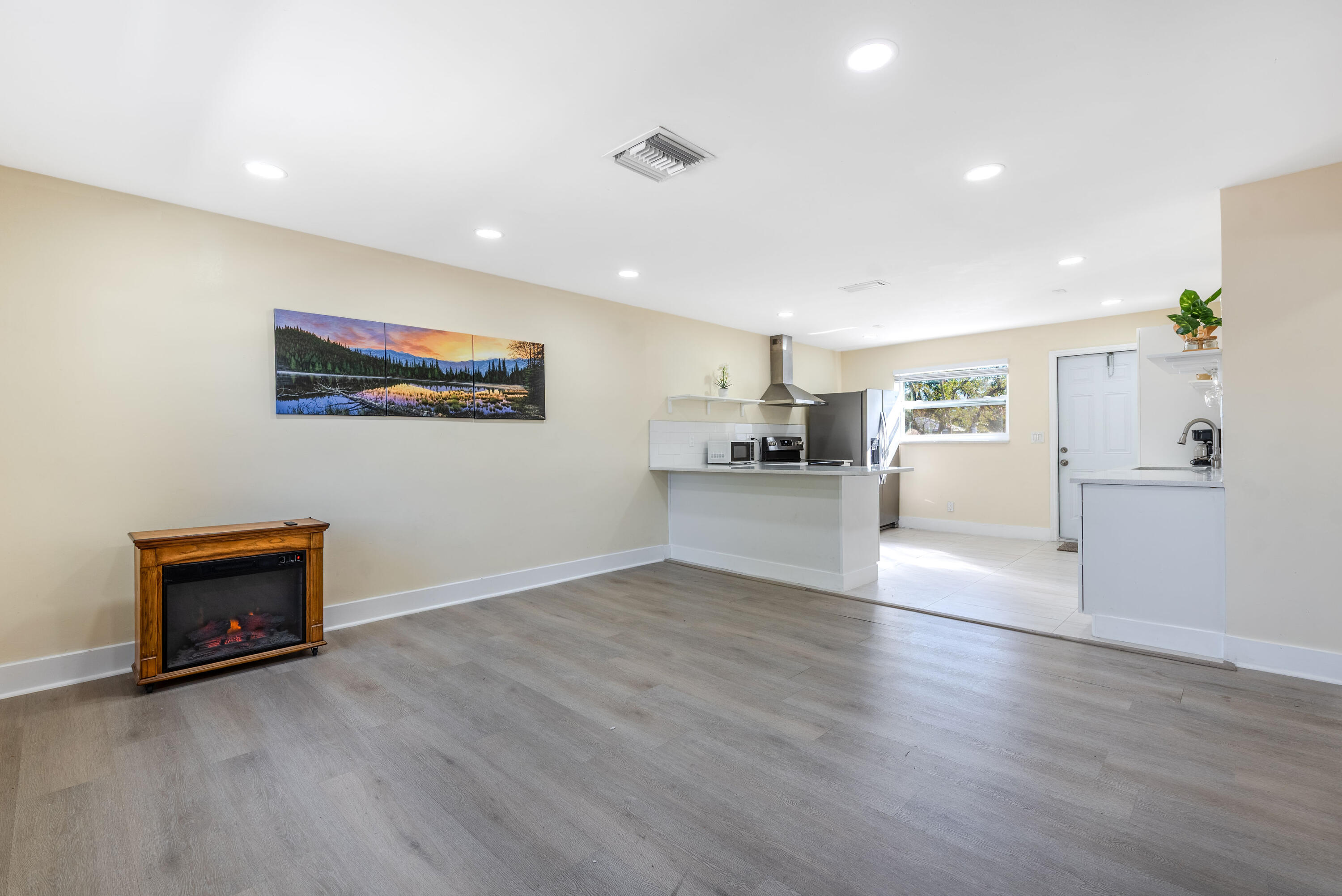 SERUBI COURT RESUB OF TR 65 IN - Residential