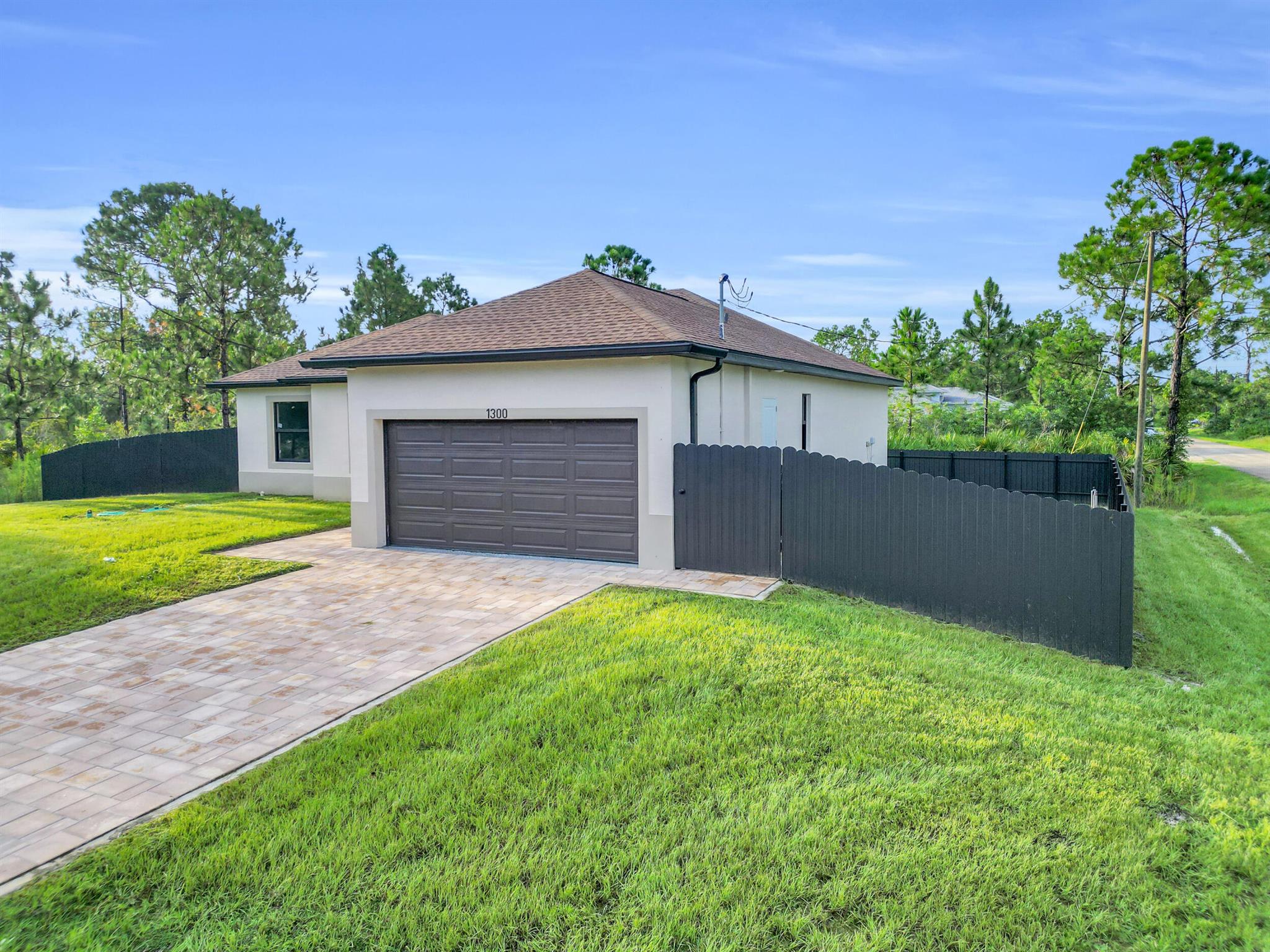 1300 W 11th Street
