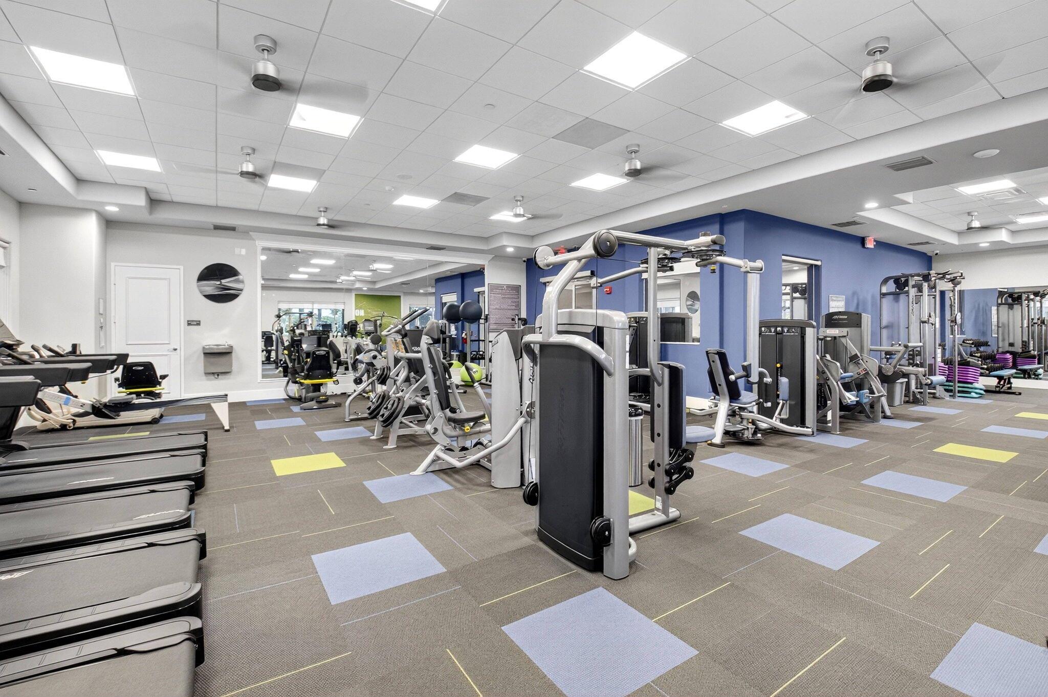 VALENCIA FALLS - Residential