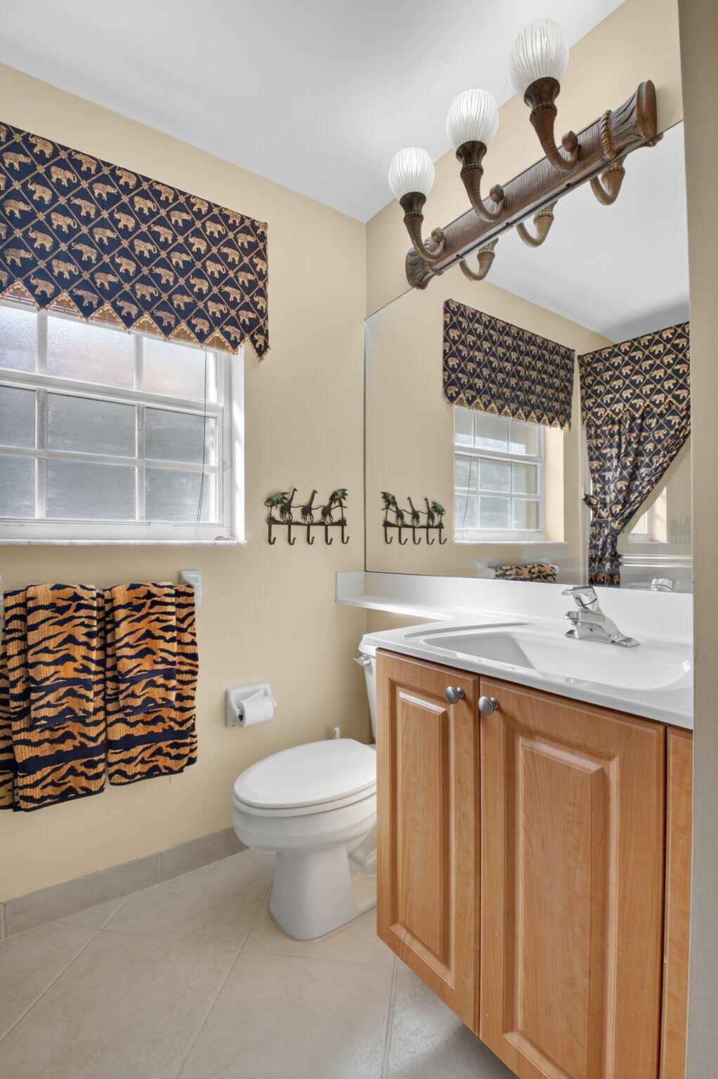 VALENCIA FALLS - Residential