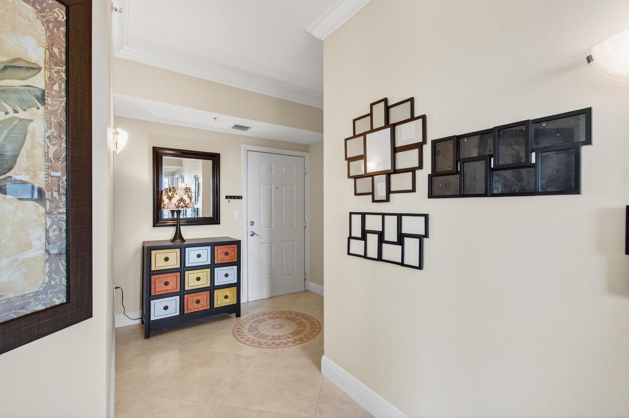 700 E Boynton Beach Boulevard 1102