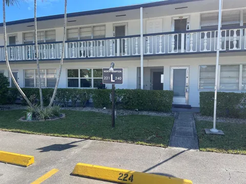 223 Northampton L Unit 223, West Palm Beach, FL MLS: R11074101