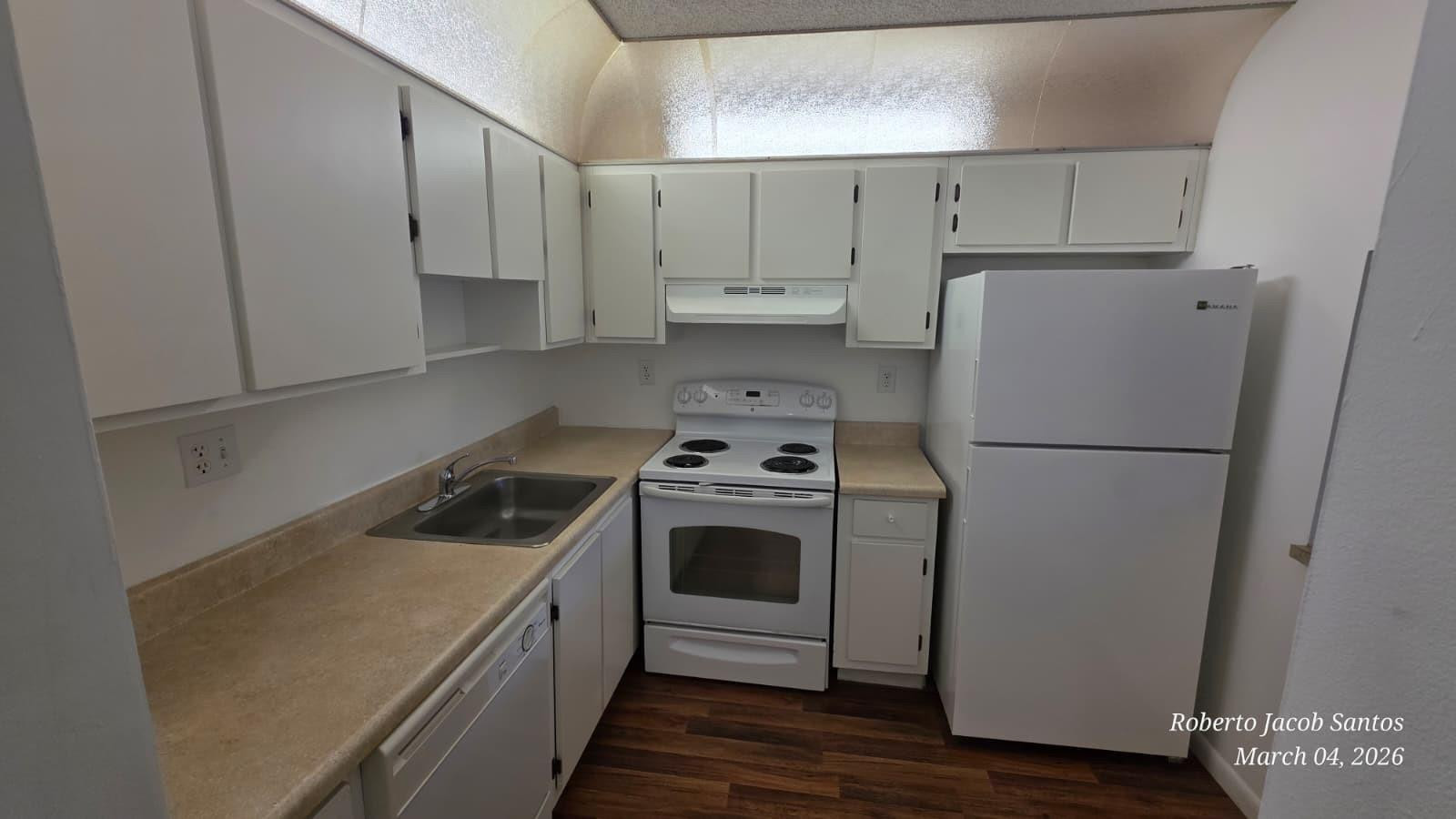 Isle Sandalfoot Condo 01- - Residential Lease