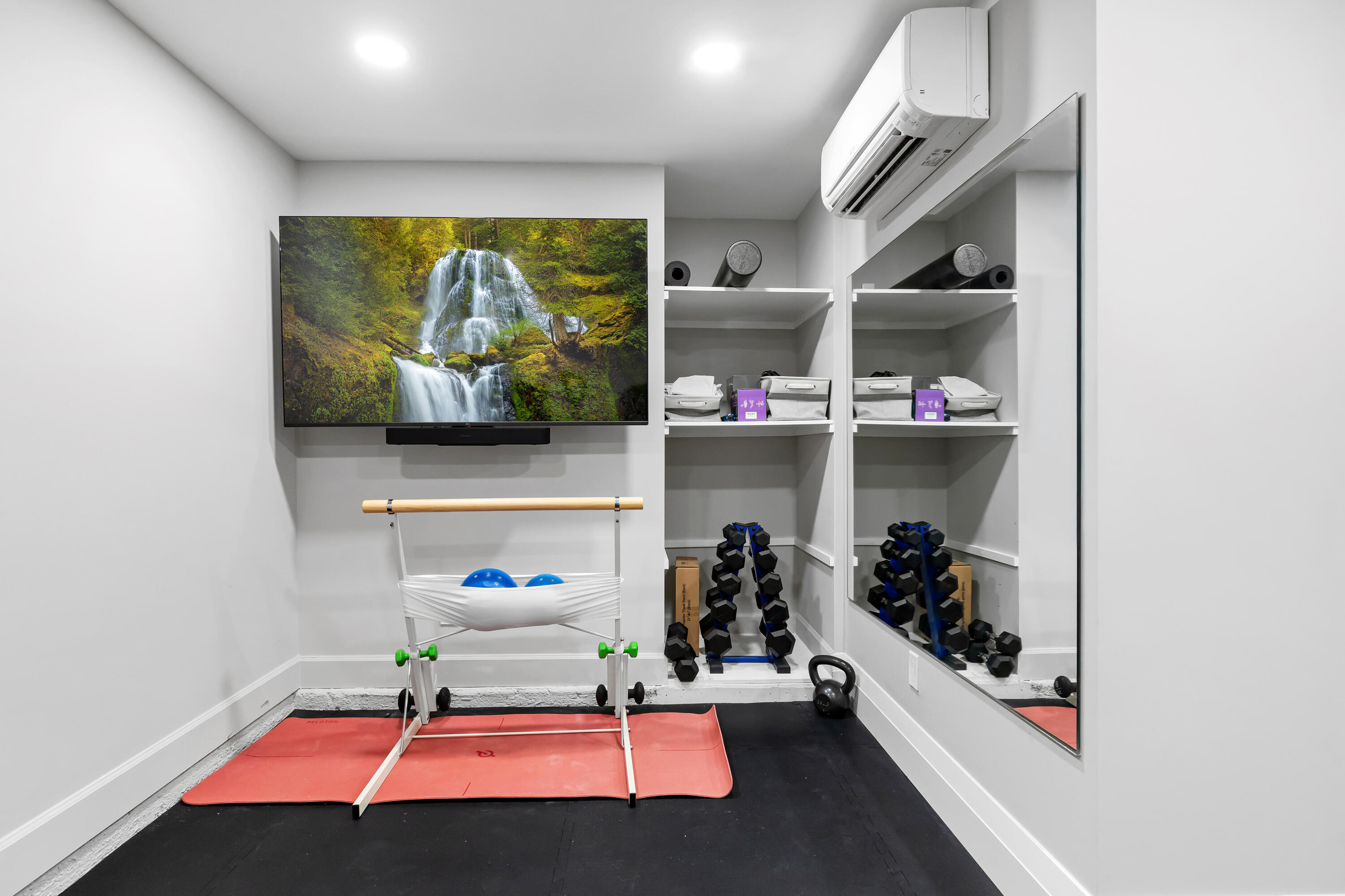 MONTICELLO AGR PUD PLAT SIX - Residential