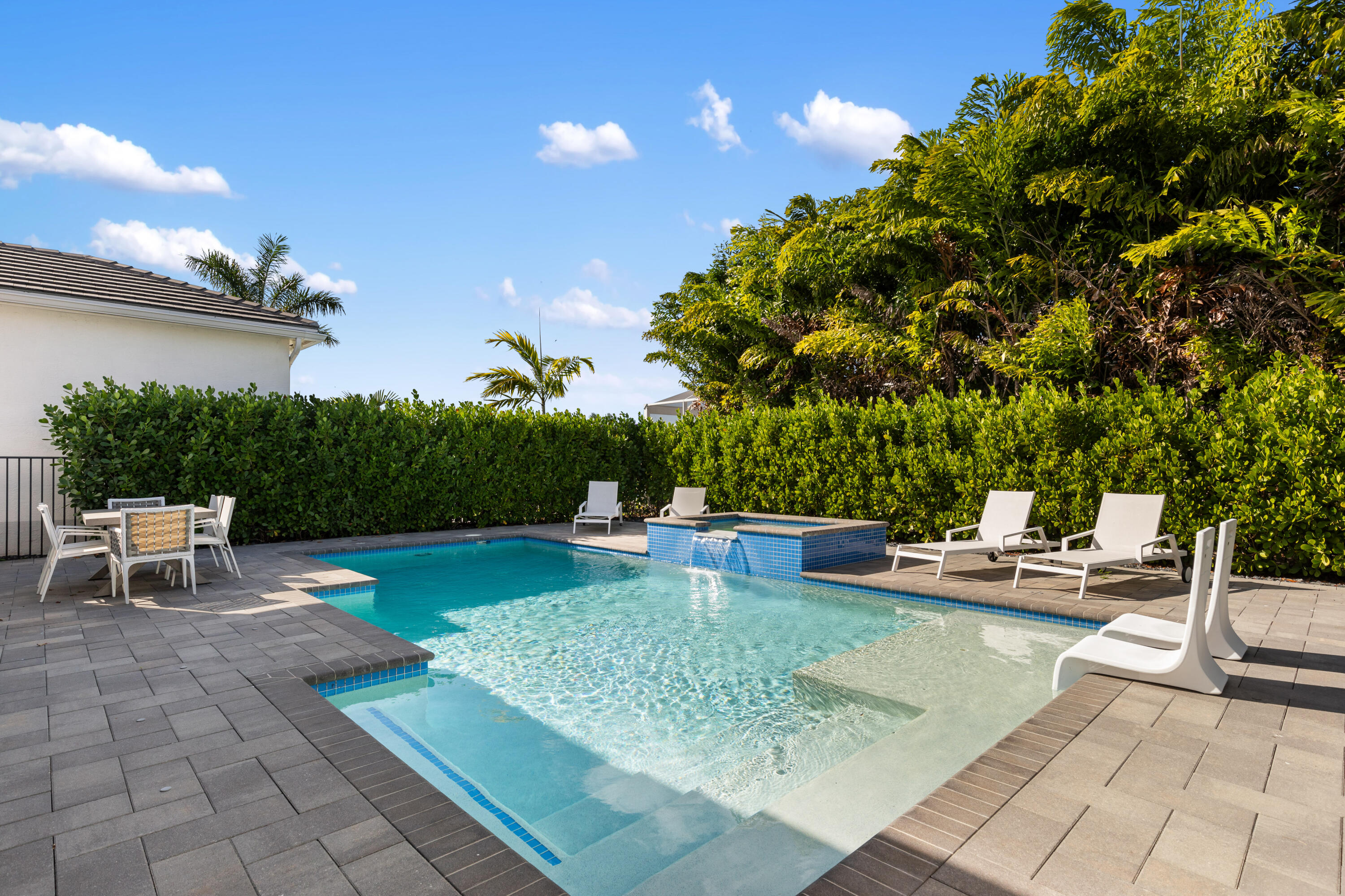 MONTICELLO AGR PUD PLAT SIX - Residential